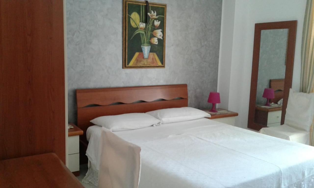 Pensione S. Antonio Ristorante Silvia ฟูร์ชีซิกูโล ภายนอก รูปภาพ