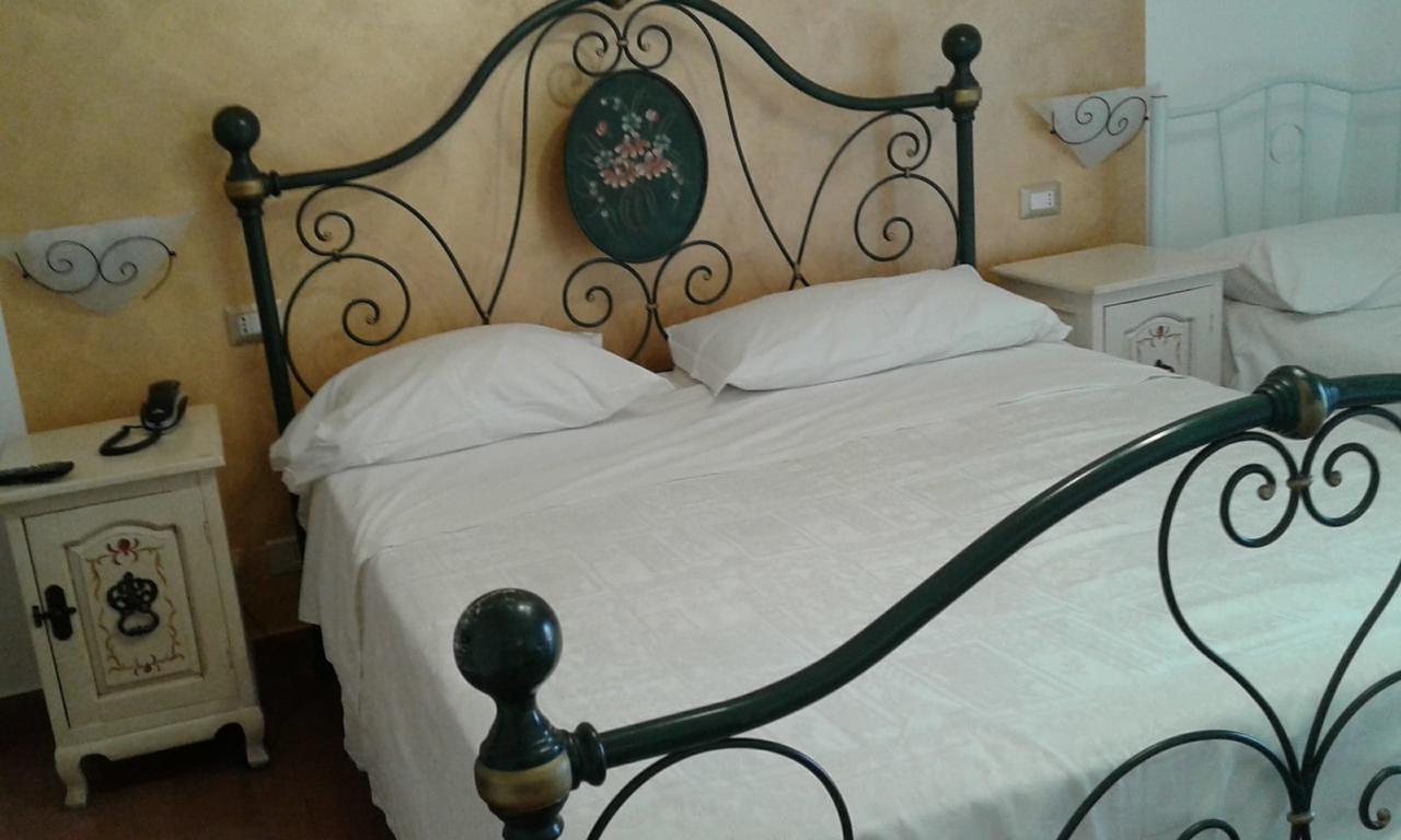 Pensione S. Antonio Ristorante Silvia ฟูร์ชีซิกูโล ภายนอก รูปภาพ