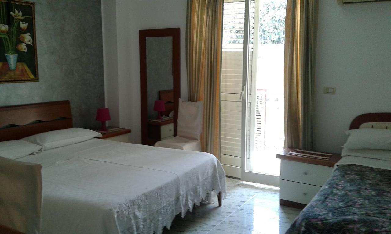 Pensione S. Antonio Ristorante Silvia ฟูร์ชีซิกูโล ภายนอก รูปภาพ